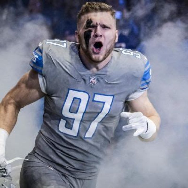 Aidan Hutchinson Family | Is He Related To Steve Hutchinson | Wiki And Relationship