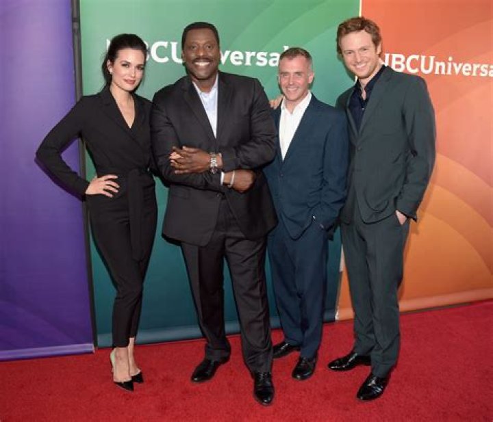 All About David Eigenberg! Age, Net Worth, Relationship, Career