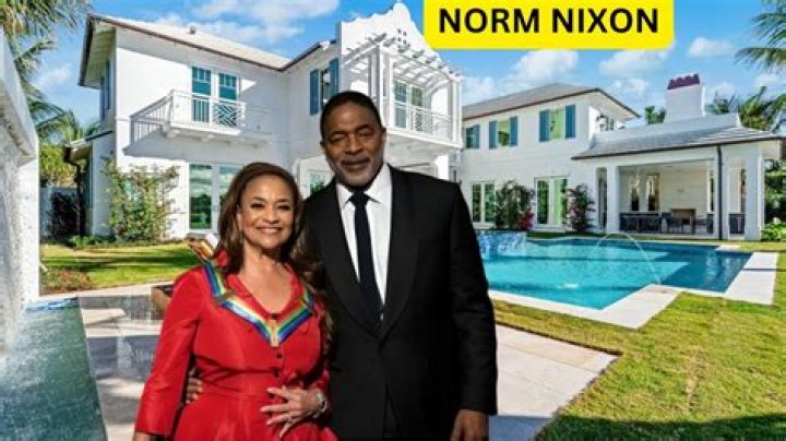 All About Daviyon Nixon | Age, Net Worth, Relationship, Career