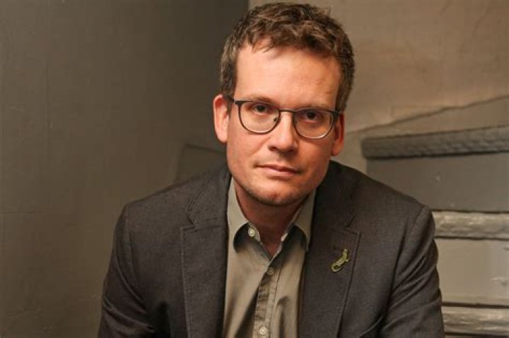 All About John Green | Age, Net Worth, Relationship, Career