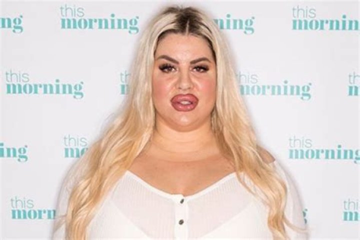 All About Natasha Crown| Net Worth, Relationship, Career