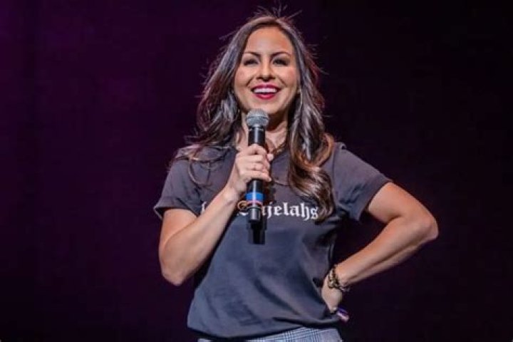 Anjelah Johnson | Pregnant, Meet Her Kids Husband And Family