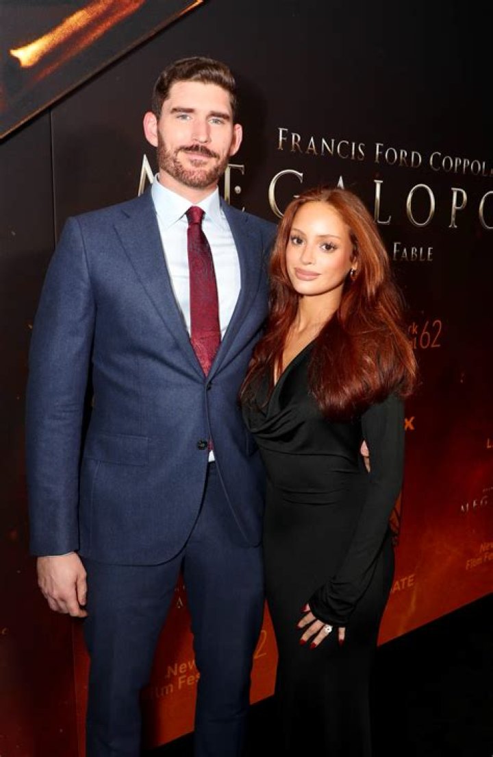 Bio, Net Worth, Girlfriend, Height And Career Of Erik Conover