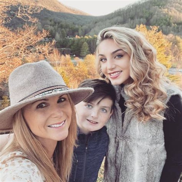 Colleen Connors | Bio, Age, Net Worth, Relationship, Career