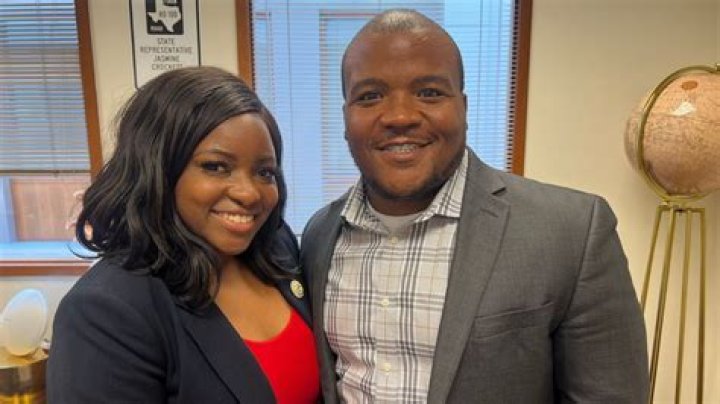 Felicia Day | Bio, Age, Net Worth, Relationship, Career