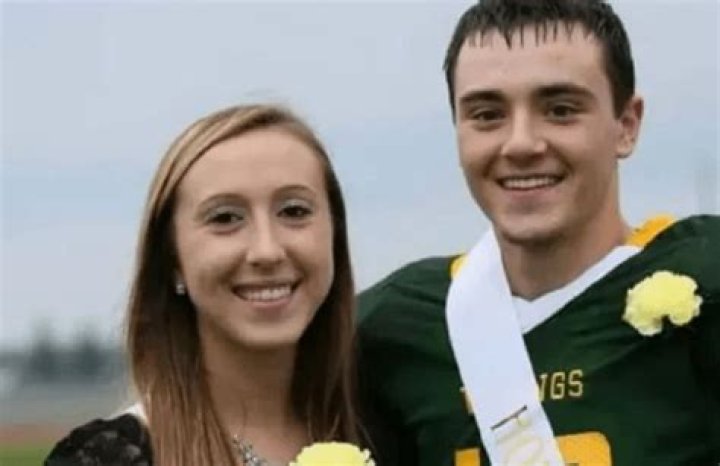 Is Sierah Joughin Boyfriend Josh Kolasinski Missing | Relationship