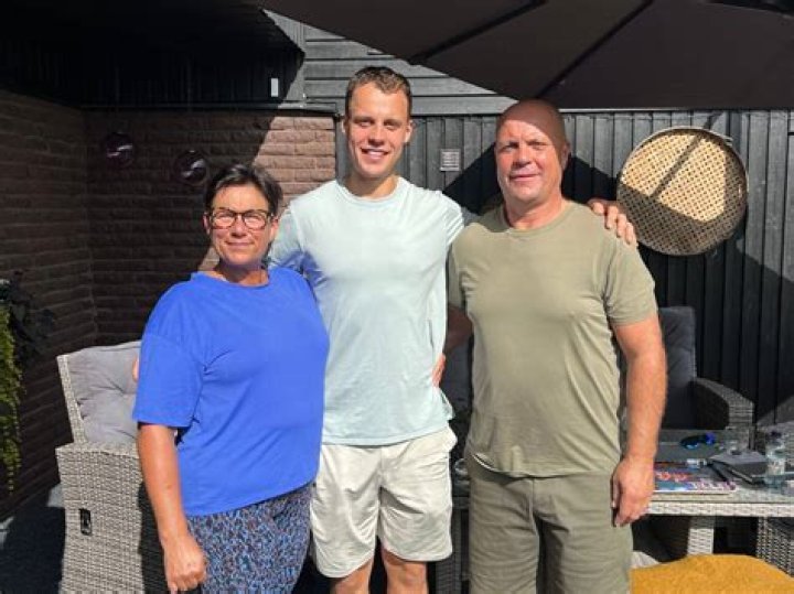 Joel Eriksson Ek | Brother Olle Eriksson Ek, Age Gap Family