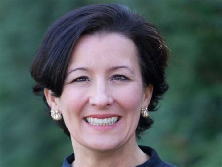 Journalist Valerie Bauerlein Wikipedia Bio Age Husband And Twitter Details