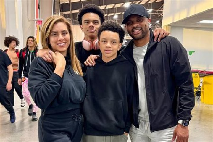 Juan Dixon’s Net Worth, Age, Height, Weight, Wife, Kids, Bio-Wiki