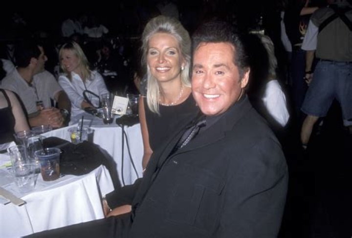 Kathleen McCrone | Husband Wayne Newton | Married Life