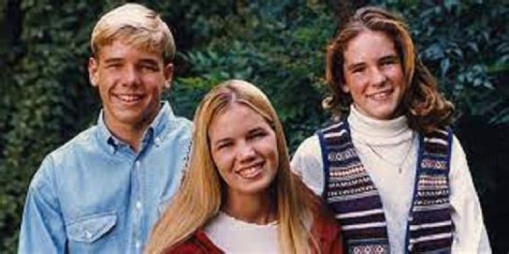 Kristin Smart Sister Lindsey Smart Stewart: Brother And Parents