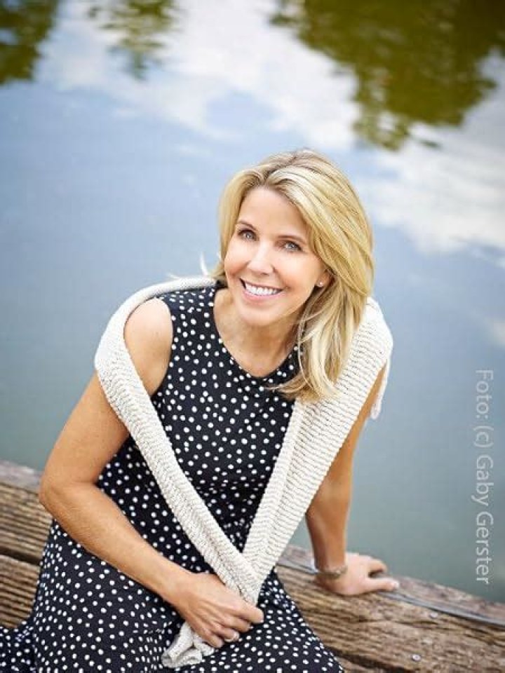 Lori Nelson Spielman