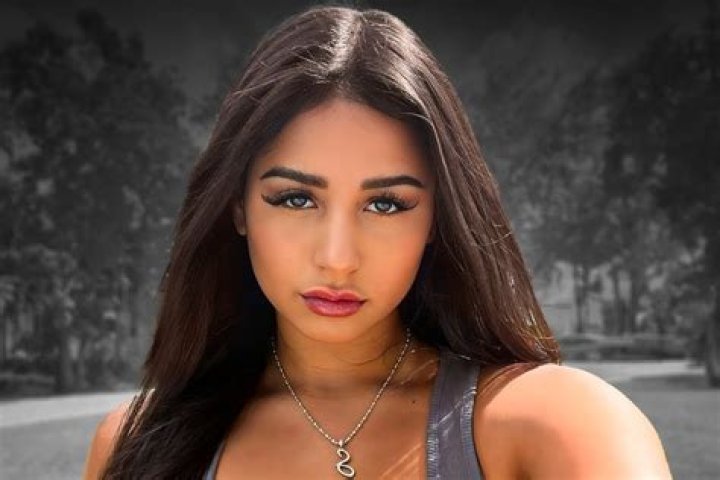 N3on Girlfriend Sam Frank | Dating And Relationship Timeline