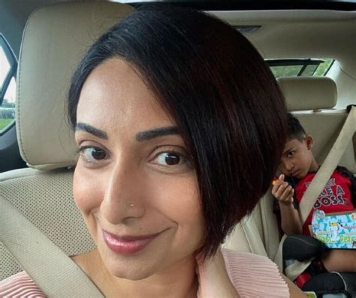  Nayyera Haq Husband – Is She Married? Wikipedia Bio Age And Instagram	