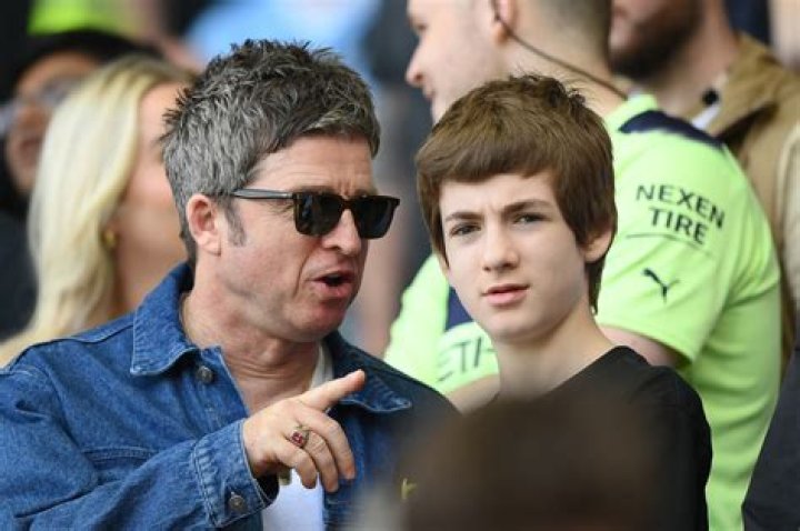 Noel Gallagher-Wiki, Height, Net Worth, Wife