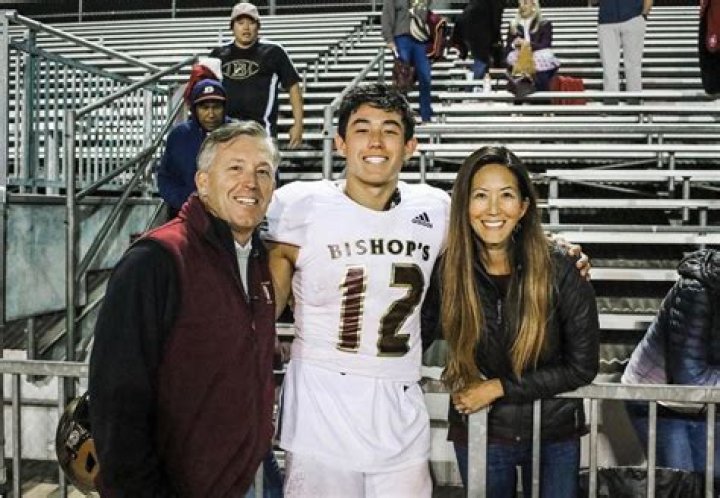 Notre Dame: Who Is Tyler Buchner Girlfriend Dani Schwartz? Parents Ethnicity And Religion