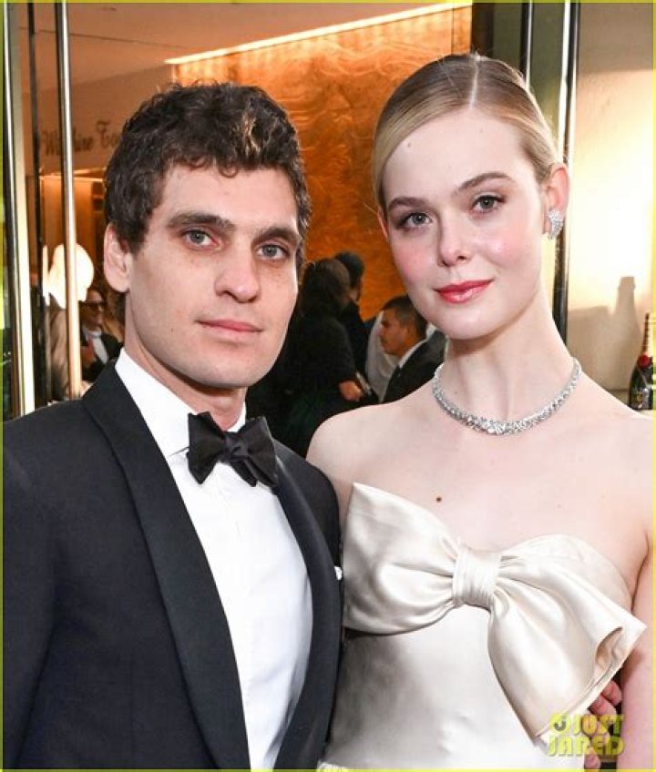 Oana Gregory Bio, Age, Height, Boyfriend, Net worth, Disney, Instagram, Movies and TV shows