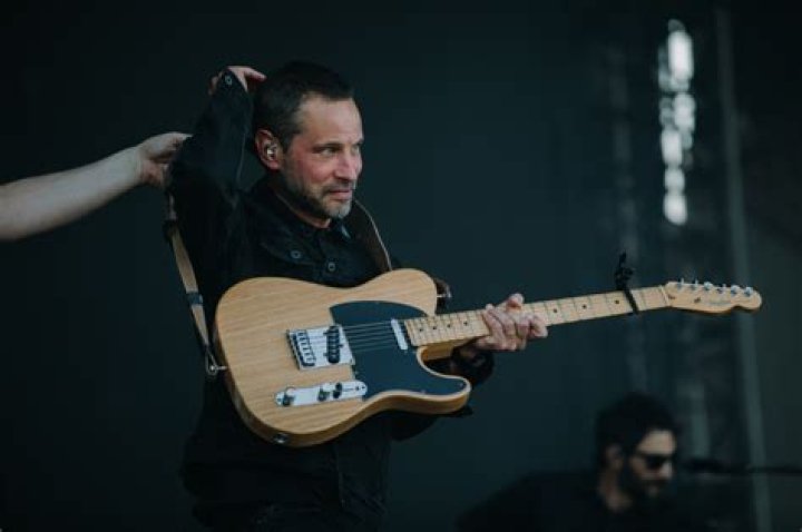 Sam Roberts