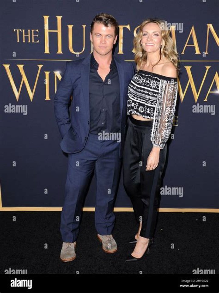 Samantha Hemsworth | Bio, Age, Net Worth, Relationship, Career