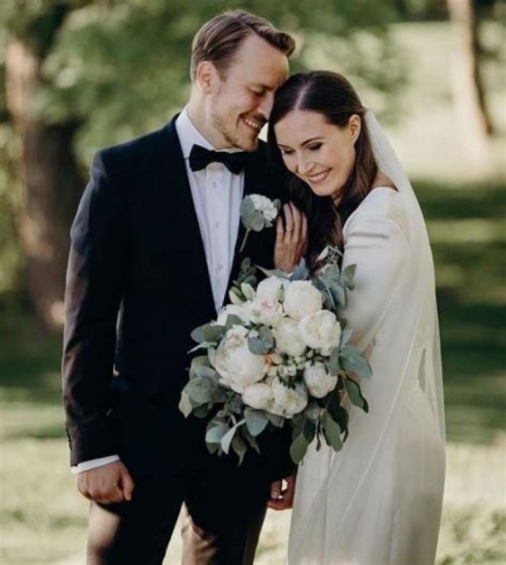 Sanna Marin- Wiki, Height, Net Worth, Husband, Married