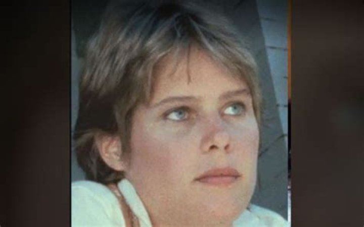 Sarah Holcomb | Where Is She? Her Age, Wiki, Siblings