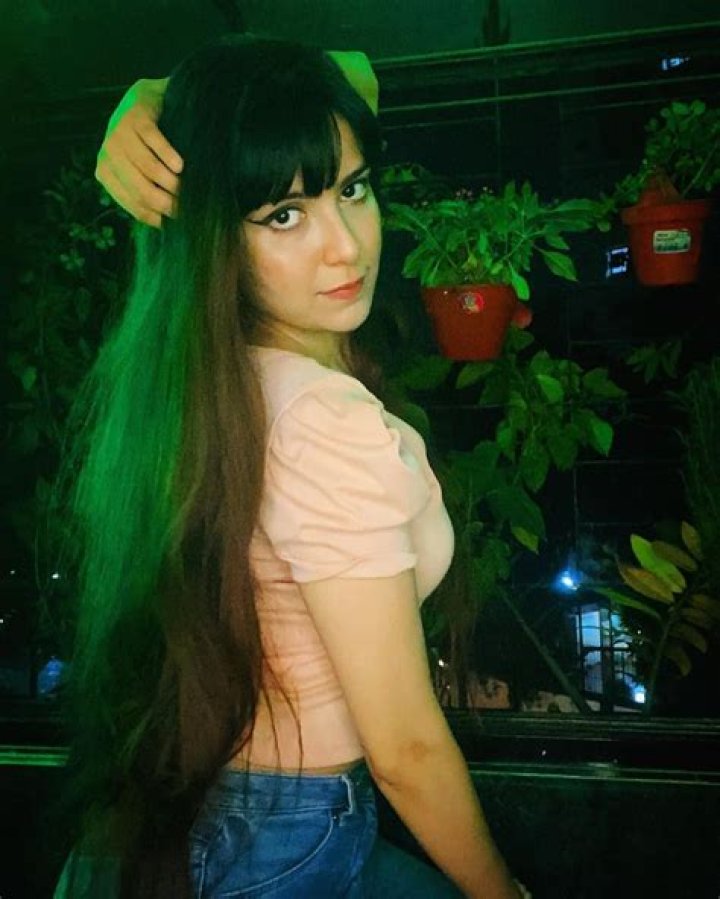 Sebastián Ferrat : Bio, Net Worth, Height, Wife And Career