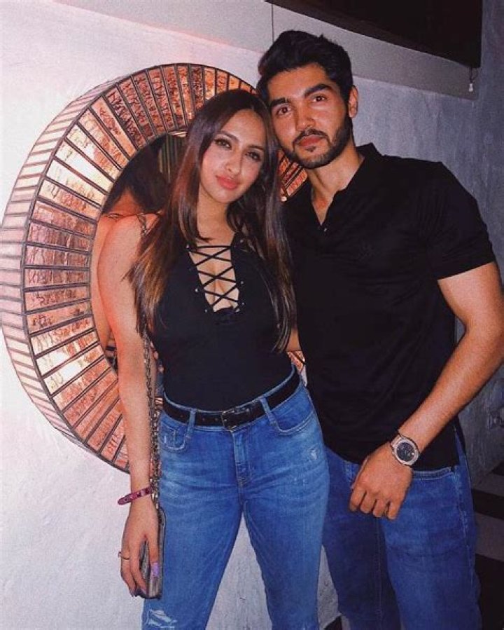 Shashi Ranjan- Biography, Wife, Height, Net Worth, Career