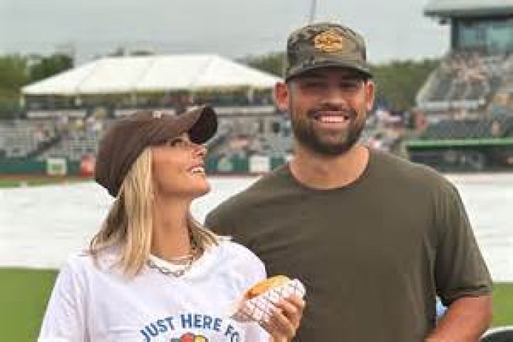 Taylor Ann Green Dating History | New Boyfriend Gaston