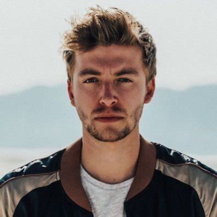 Taylor Baxter Burton | Bio, Age, Net Worth, Relationship, Career