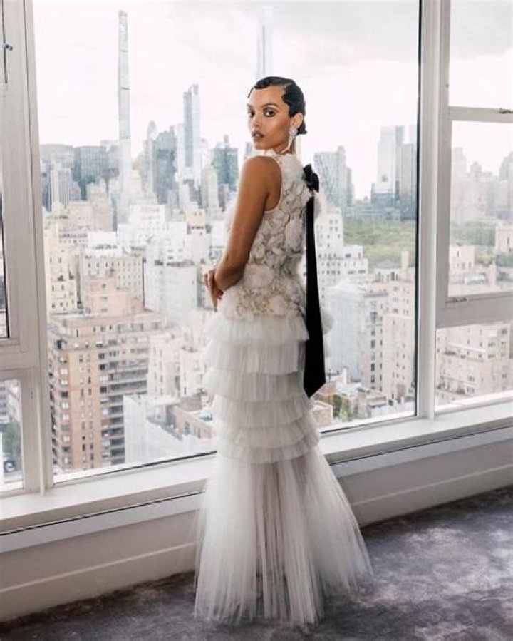 Whitney Peak | Bio, Age, Net Worth, Relationship, Career