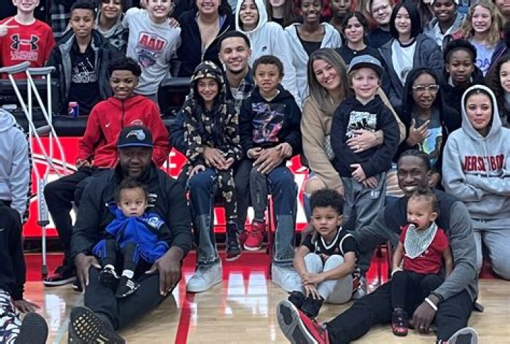 Who Are Jennica And Jaelle Suggs? Jalen Suggs Siblings And Parents Larry Suggs And Molly Manley