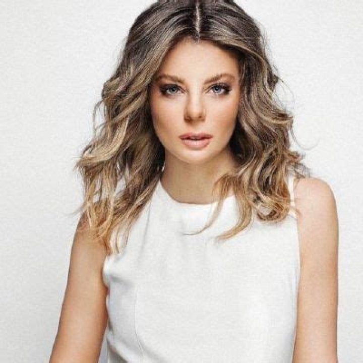 Who Is Carla Bucaram | Model Career | Family And Wiki